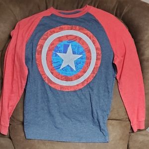 Old Navy Captain America shirt Size Large